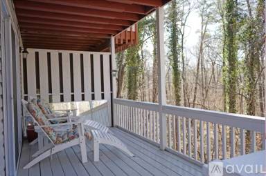 Main picture of 26 Orantes Pl