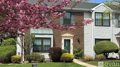 Main picture of 391 Danbury Ln