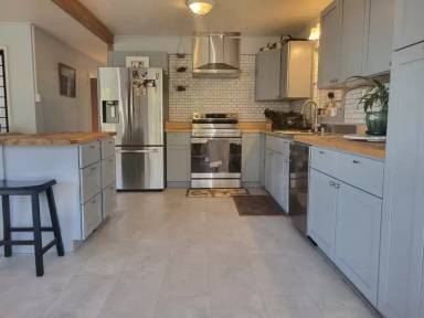 Main picture of 1061 Pookela Rd