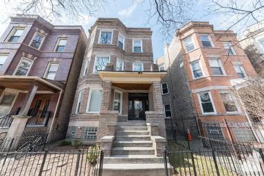 Main picture of 3716 N Racine Ave