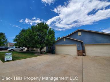Main picture of 6916 Emerald Heights Rd