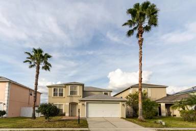 Main picture of 1215 Kempton Chase Pkwy