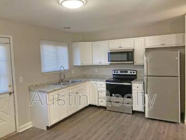 Main picture of 1051 Woodland Trails Dr