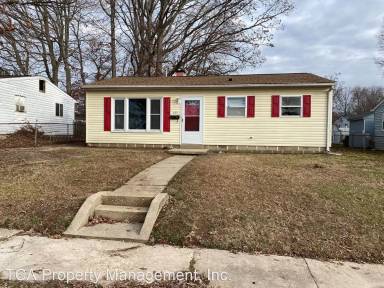 Main picture of 423 Holly Dr