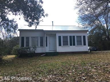 Main picture of 210 Auten Cir