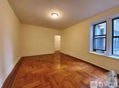 Main picture of 3085 Brighton 13th St