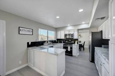 Main picture of 2247 Marlboro Dr