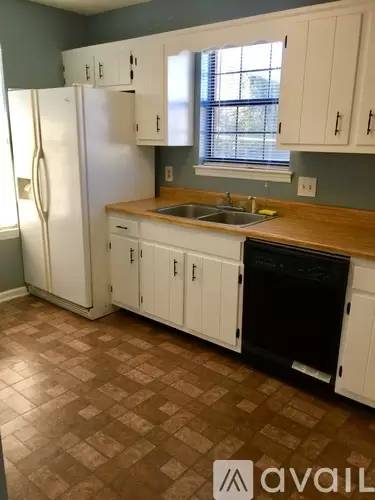 Main picture of 354 Clearwater Dr