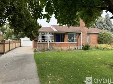 Main picture of 1373 E Brookshire Dr