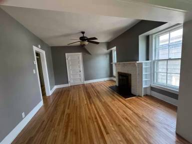 Main picture of 604 Willis Ave