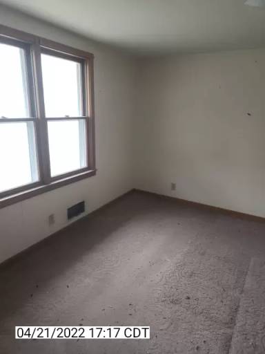Main picture of 437 SE Gray St