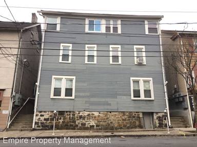 Main picture of 730 E 4th St