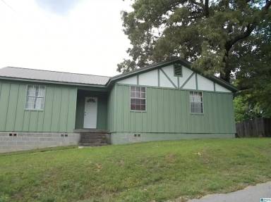 Main picture of 4718 Century St
