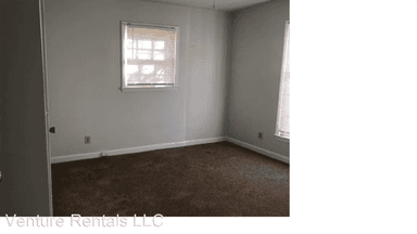 Main picture of 3235 Ross Ave