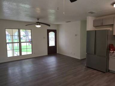 Main picture of 4406 Desert View Dr
