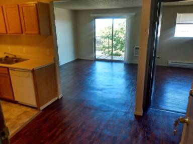 Main picture of 345 N 5th St
