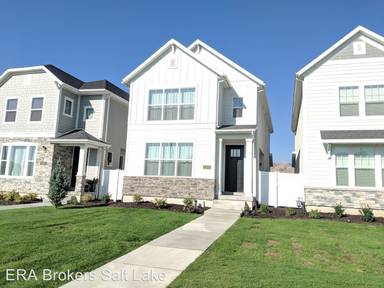 Main picture of 2333 N Holbrook Way