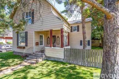 Main picture of 756 N Garfield Ave