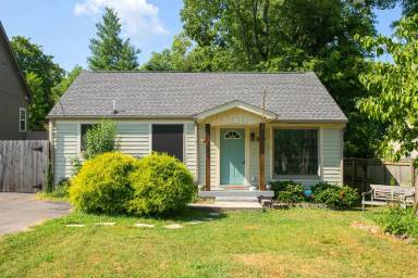 Main picture of 1005 Malquin Dr