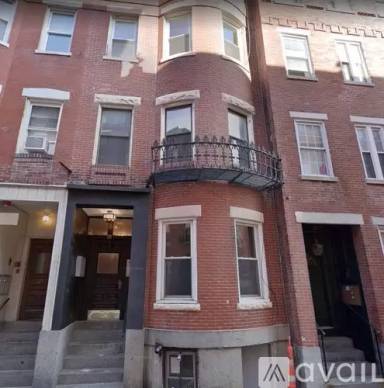 Main picture of 21 Sheafe St