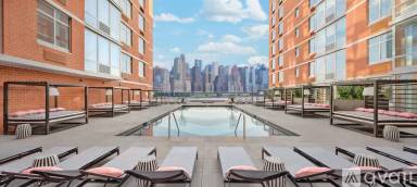 Main picture of 7700 River Rd