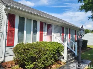 Main picture of 518 Hillview Dr