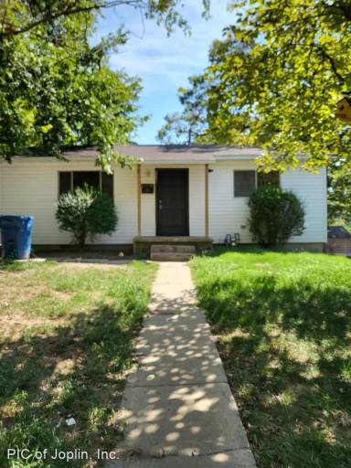 Main picture of 3517 Ruby Way