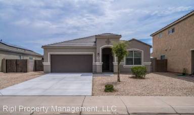 Main picture of 10351 E Cliffrose Ln