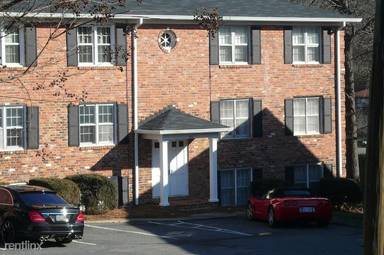 Main picture of 916 McAlway Rd