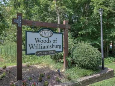 Main picture of Woods of Williamsburg