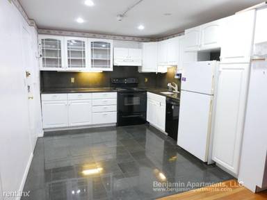 Main picture of 70 Jamaicaway