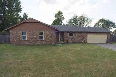 Main picture of 802 N Juniper St