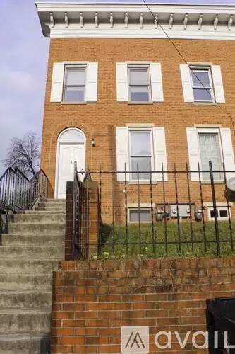 Main picture of 507 W 4th St
