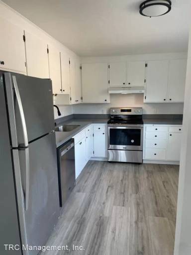 Main picture of 107 W Casino Rd