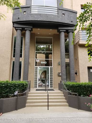 Main picture of 640 W 4th St