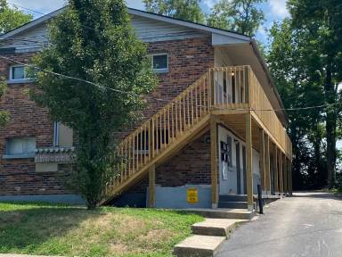 Main picture of 532 Pemberton St