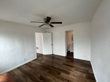 Main picture of 1727 Pine Ave