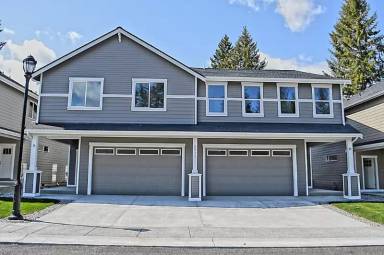 Main picture of 6915 Lennon Ln NE