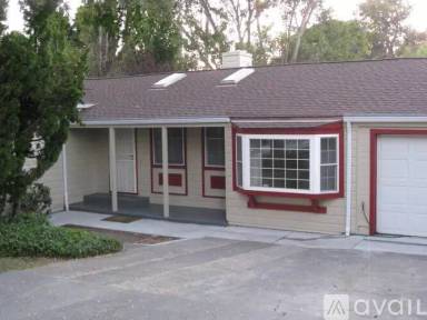 Main picture of 409 Moorland St