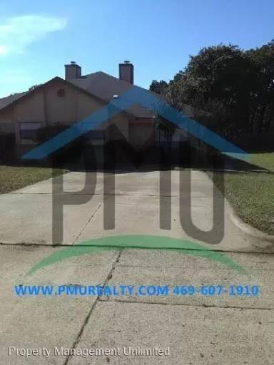 Main picture of 227 Shady Valley Dr