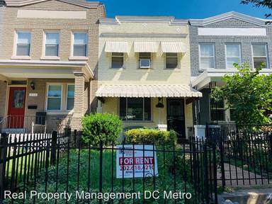 Main picture of 314 Bryant St NE