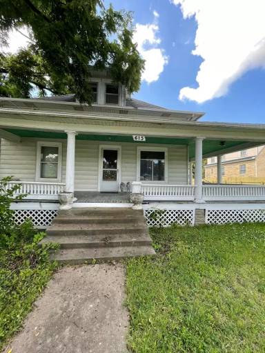 Main picture of 615 E 6th Ave