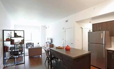 Main picture of 240 W Josephine St