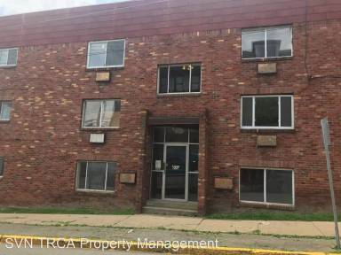 Main picture of 210 Center Ave