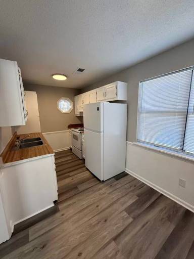 Main picture of 1809 Ororke Ln SW