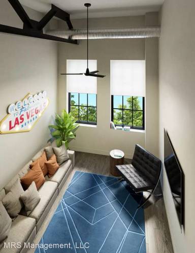 Main picture of 20 Harbor St
