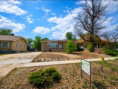 Main picture of 505 13 Avenue - Unit 1