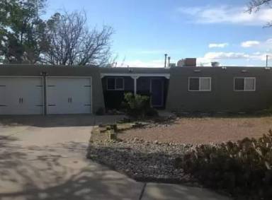 Main picture of 12417 Grand Ct NE