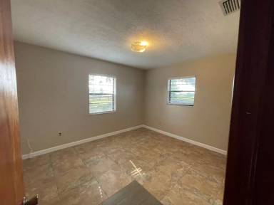 Main picture of 9320 NW Highway 225A