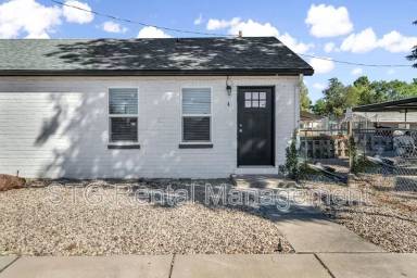 Main picture of 300 W 100 N